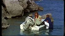 video нуждающаяся дама ищет одаренного молодого человека 1971 sex