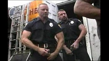 video 時計2のホット警官 sex