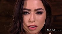 video натуральная крошка трахается с машиной и сквиртует sex