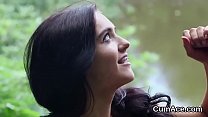 video необычная красотка получает камшот на лицо высасывая весь эякулят sex