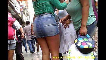 video ミニスカートのお尻 sex