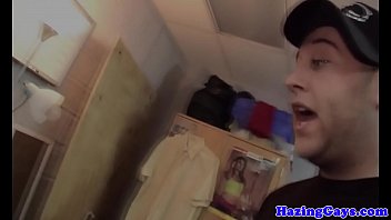 video коллаж издевались в глорихоле в любительском видео sex