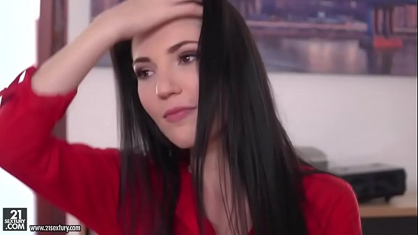 video секретаршу mia evans застукали за мастурбацией sex