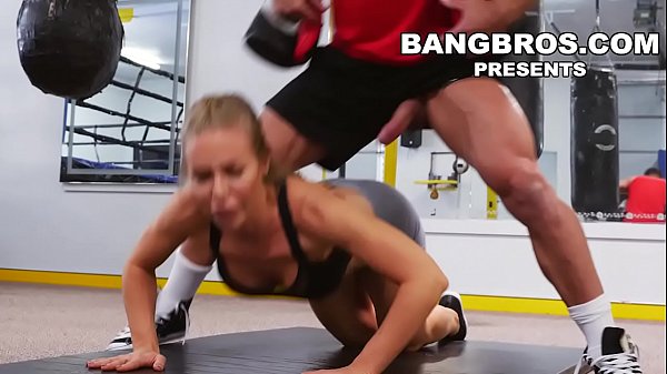 video bangbros крошке с большими сиськами николь энистон тренируют свою киску в тренажерном зале sex