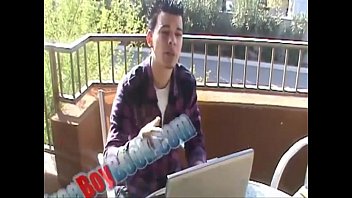 video гей геи в тройничке поедают член и тянут цепь для траха sex
