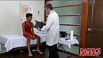 video докторпапочка измеряет задницу пациентатвинка своим членом sex