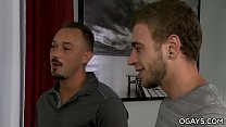 video большой член в тройничке в парикмахерской sex