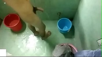 video крадущийся зять в душе с большим членом флирт с членом sex