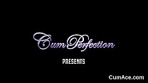 video резвая персик получает порцию спермы на ее лицо глотая весь крем sex