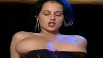video британский брюнетка получать пиздец sex