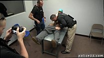 video гей полиция душ и зрелый мужчина сосать молодой мальчики хуевые первый время sex