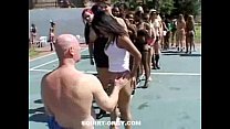 video заставляет его сквиртовать подростком sex