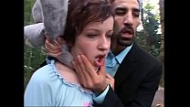 video секс вчетвером с милой девушкой и извращенным шмелем sex