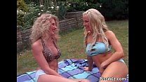 video лесбийский экшн на улице где шлюшки sex