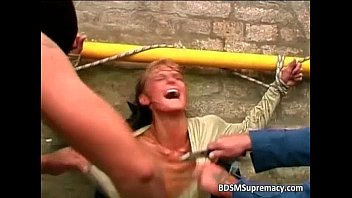 video грязный бдсмэкшн с блондинкойшлюшкой которая sex