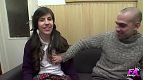 video 18 лет студентка религиозного колледжа состоятельные родители она черная овца в семье sex