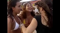 video грудь на пляже sex