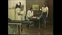 video intimereportヴィンテージドイツ語吹き替え男は吹き替えに直面していません sex