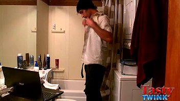 video トリスタンホリスターのシャワーの楽しみ sex
