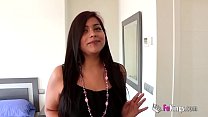 video 21 летняя маленькая латинка трахается с парнем намного старше из мадрида sex