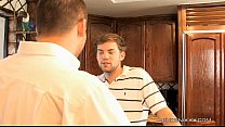 video 大きくて強い配管工男 sex