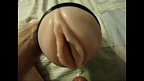 video 肉眼でダコタの堅い雄鶏 sex