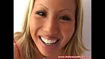 video ブロンドのアジアの雌犬は目のザーメンを取得します sex