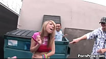 video cumshotsurprisecomでの巨大なザーメンサプライズフェイシャル2 sex