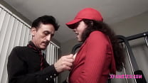 video горячая мокрая пизда проститутки дает миниатюрную крошку с верблюжьей лапкой и крепко трахают sex
