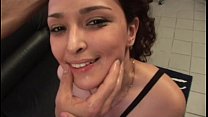 video крошкубрюнетку жестко фистят sex