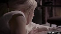 video застенчивая 18летняя тинка делает минет и трахается с приемными родителями sex