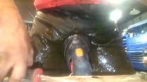 video владелец фермы в коже покрытой сараем sex