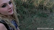 video возбужденная девушка софи киган сосет член sex