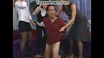 video человека топтали злые девушки sex
