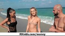 video お金のために犯される角質の女の子24 sex