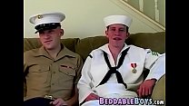 video красивые молодые военноморские парни в униформе трахаются в анал sex