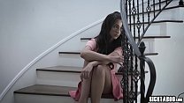 video застенчивая тинка снялась и трахнулась публично на домашней вечеринке sex