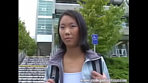 video アジアの女の子が車の中で犯される sex
