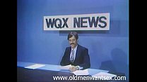 video ведущему отсасывают его хуй под столом sex