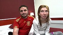video молодая и застенчивая пара начала новую жизнь в порно только потому что они безработные sex