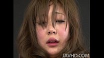 video ひよこ巨乳をからかった後彼女は彼女の猫が固いcでいっぱいになっているのを見つけます sex