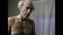 video パパはついに息子の婚約者を釘付けにしました sex