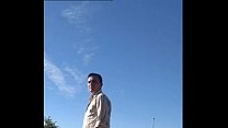 video парень берет член на автобусной остановке sex