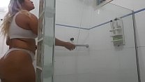 video попал в сеть моя жена принимает душ собираясь заняться сексом с 4 одаренными черными sex