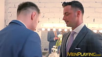 video хардкорные бизнесмены долбят задницу после траха в глотку sex