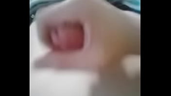 video мастурбирует в постели sex