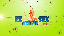 video 恥ずかしがり屋のティーンプッシーこすりいじめと兼 sex