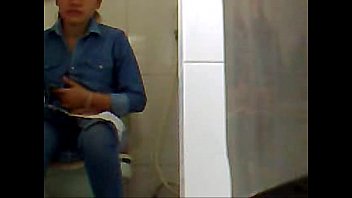 video 姉妹トイレ sex