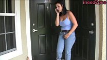video ケナバレンティーナがズボンを濡らしている sex