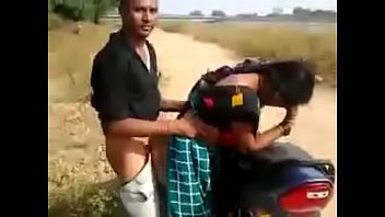 video дези бхабхи делает минет и трахается раком на велосипеде sex